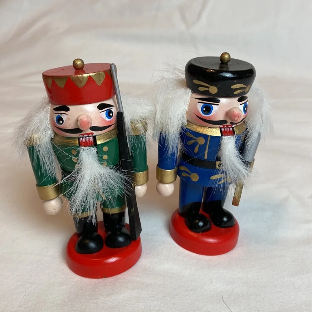 Box set of 5 short squatty army wooden nutcracker Holiday Christmas Decor